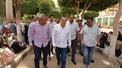 محافظ أسيوط: لا زيادة في أسعار تذاكر الحدائق خلال الأعياد ونراقب الالتزام ميدانيًا