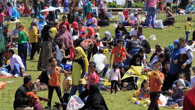 احتفال مش زي أي احتفال.. سر اليوم اللي المصريين بيولدوا فيه من جديد
