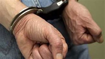 ضبط «لصة المحمول» عقب سرقتها طالبة بأسلوب المغافلة في بني سويف
