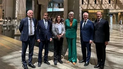 وزيرة التنمية ترافق الحاكم العام لأستراليا في جولة تاريخية بالأهرامات والمتحف المصري