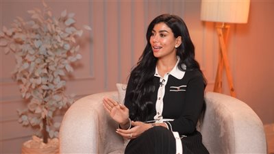 كارولين عزمي: عشت قصة حب مؤلمة.. وكرهت نفسي بعدها