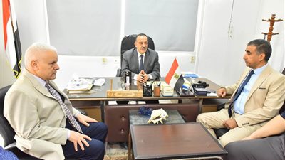 محافظ أسيوط يشيد بدور الجهاز المركزي للمحاسبات في دعم الرقابة وتعزيز الشفافية