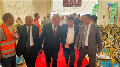 بالصور.. تدشين جامعة مصر العليا ومدارس الأقصر الخضراء بالرزيقات بحضور قيادات الأقصر