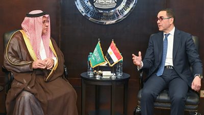 وزير الاستثمار يكشف عن حزمة مشروعات كبرى قيد التنفيذ لجذب التمويلات الدولية