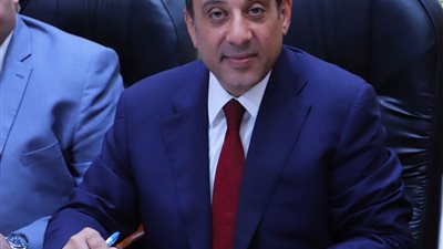 خرجت الطلقة واخترقت الحائط.. تفاصيل لحظة صادمة عاشها المحامي عمر هريدي في أسيوط