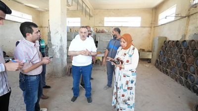 محافظ أسيوط يتفقد مستودع بوتاجاز أبنوب ويشدد على الالتزام بالسعر الرسمي وتوافر الأرصدة