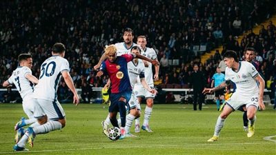 إنتر ميلان يتقدم على برشلونة بثنائية في الشوط الأول بنصف نهائي دوري الأبطال