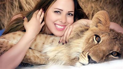 أنوسة كوتة تكشف كواليس هجوم نمر على مساعدها خلال عرض سيرك طنطا
