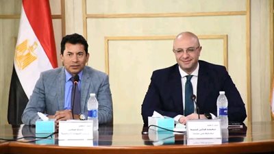 وزير الرياضة: إنشاء أكبر صالة للسلاح وإضافة اللعبة لمشروع البطل الأولمبي