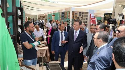 وزير الزراعة ورئيسا لجنتي الزراعة بمجلسي النواب والشيوخ يتفقدون المتحف الزراعي بالدقي