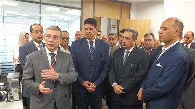 رئيس مصلحة الجمارك في جولة ميدانية بميناءي الإسكندرية والدخيلة: الإفراج الجمركي في يومين فقط بنهاية 2025