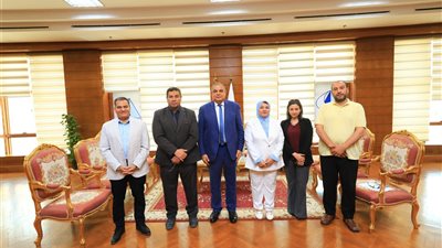 رئيس جامعة كفر الشيخ يستقبل وفد جهاز تنمية المشروعات المتوسطة والصغيرة