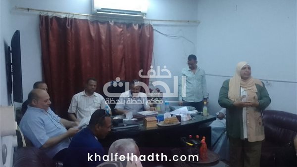 خلف الحدث