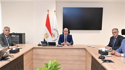 وزير الري يبحث آليات دعم دولي لتحديث شبكات الري في وادي النقرة أمام مخاطر المناخ