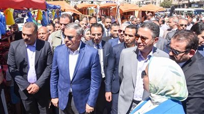 وزير التموين: 