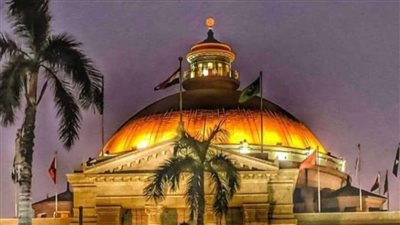 30 ألف طالب وطالبة يشاركون في امتحانات التعليم المدمج بجامعة القاهرة