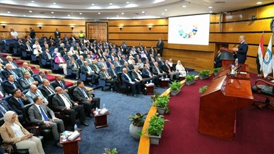 وزير البترول لرؤساء الشركات والكوادر التنفيذية: استقرار الإنتاج قريبًا ودعم متكامل لاستثمارات الغاز والنفط