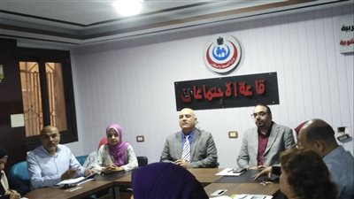 وكيل وزاره الصحه بالقليوبيه يترأس اجتماعا تنظيميا لمناقشه حصاد المرور الميداني على الادارت الصحية 