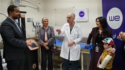 المصرية للاتصالات تهدي أهل مصر أول جهاز ليزر لعلاج آثار الحروق