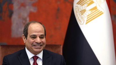 محافظ قنا يهنئ رئيس الجمهورية بمناسبة عيد الأضحى المبارك