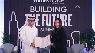 بناء المدن الذكية وتكامل الابتكار و التصميم من أهم مخرجات ختام قمة 