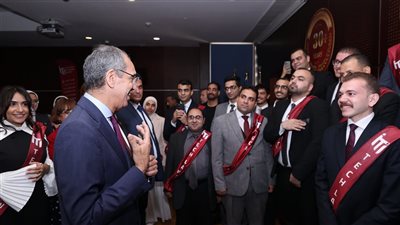 وزير الاتصالات يشهد تخريج أول دفعة من برنامج “القانون والتكنولوجيا”