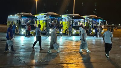 وصول أول أفواج الحجاج عبر ميناء نويبع بإجمالي 295 حاجًا و8 باصات