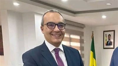 سفير مصر بالسنغال يشيد بالعلاقات الرسمية والشعبية المتميزة بين البلدين