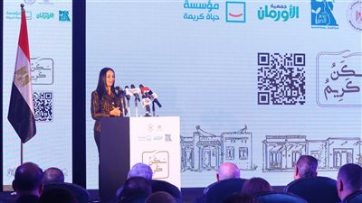 وزيرة التضامن تقود حملة تبرعات لمبادرة 