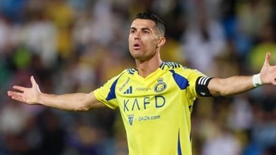 دي خيا يثير الجدل بتعليق ساخر على العقد الأعلى في التاريخ لرونالدو مع النصر