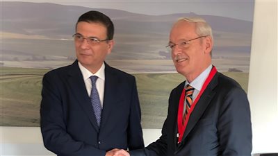 وزير الزراعة يبحث مع وزير المصايد والأمن الغذائي الهولندي تعزيز التعاون المشترك بين البلدين