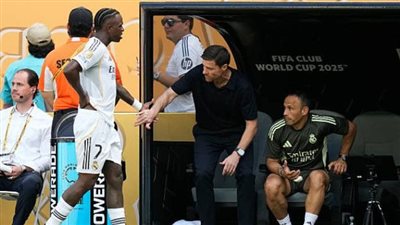 تشابي ألونسو يرفض رحيل نجم ريال مدريد هذا الصيف