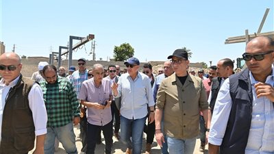 وزير الري يتفقد حالة الري ومحطات الرفع والمنشآت المائية بمحافظة الفيوم