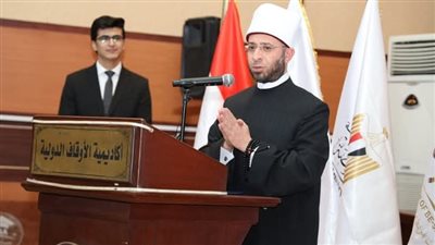 وزير الأوقاف يعتمد (٤٠) خطيبًا بالمكافأة من المحالين للمعاش على بند التحسين