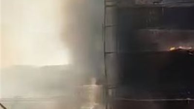 السيطرة علي حريق هائل اندلع داخل مبنى 'دبي مول' بمدينة الشيخ زايد بالجيزة | صور