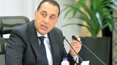 مدبولي يتفقد مشروعات الإسكندرية التنموية والخدمية ويؤكد على سرعة الإنجاز
