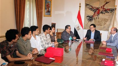 وزير الثقافة يكرم الفائزين بمهرجان نجوم المسرح الجامعي