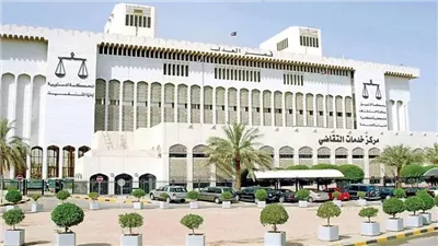 الكويت: سجن وافد مصري 10 سنوات وتغريمه مليون دينار في قضية اختلاس كبرى