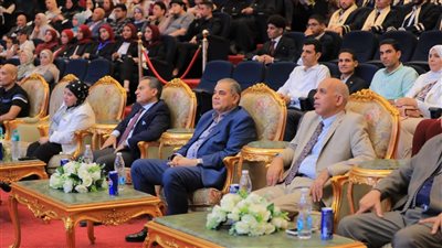 دسوقى يشهد حفل تخريج طلاب كلية الذكاء الاصطناعي بكفرالشيخ 