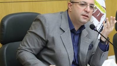 محافظ بني سويف يتابع الإجراء الفنية والحلول المنفذة لشكاوى المواطنين التي تم مناقشتها خلال اللقاء المفتوح الماضي
