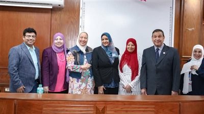مستشفى الزهراء الجامعي يحتفل باليوم العالمي للتمريض ويكرم الكوادر المتميزة