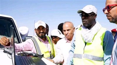 وزير البنية التحتية التشادى يشاهد أعمال المسح الطوبوغرافي لمشروع الطريق الرابط بين مصر وليبيا وتشاد