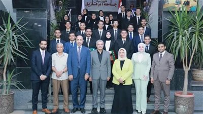 رئيس جامعة الزقازيق يُكرم فريق المحكمة الصورية بعد تألقه في مسابقة قضاة المستقبل