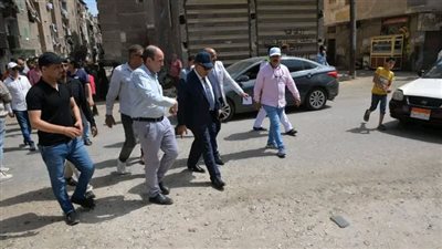 محافظ الدقهلية يتفقد تطوير شارع الجلاء ويوجه بسرعة الانتهاء من الأعمال 