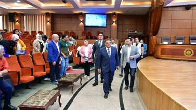 محافظ الدقهلية يفتتح دورة تدريبية متخصصة حول إدارة الأزمات وحروب الجيل الرابع