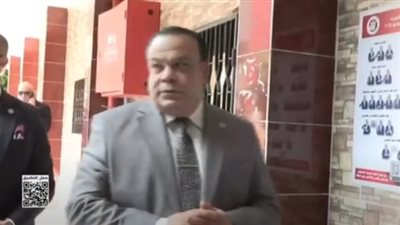 رئيس الهيئة الوطنية للانتخابات يدلي بصوته في انتخابات مجلس الشيوخ