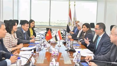 وزير الاستثمار يستقبل نائبة وزير الصناعة والتجارة الفيتنامي لبحث التعاون الاقتصادي 