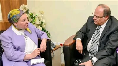 رئيس هيئة الدواء المصرية يستقبل سفيرة مصر لدى مالاوي لتعزيز التعاون الثنائي