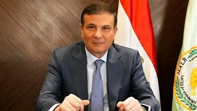 وزير الزراعة يؤكد ضرورة تقديم الدعم الفني لمنتفعي 