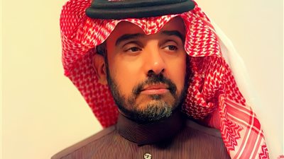 إبراهيم المحارب يصمم هوية السعودية البصرية برؤية عالمية مستمدة من التراث النجدي